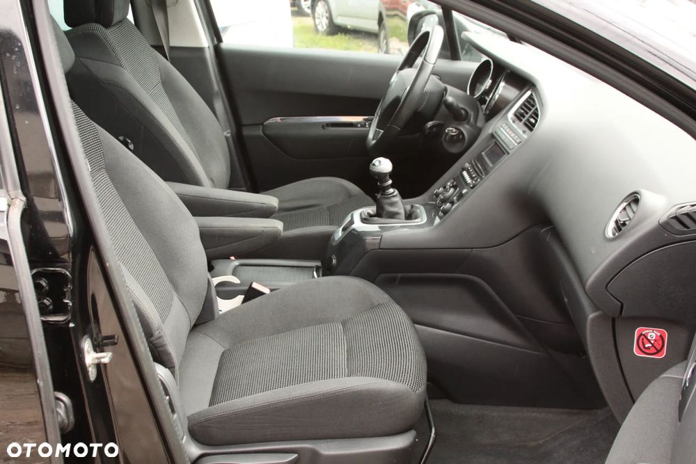 Peugeot 5008 HDI 150 Allure - 15