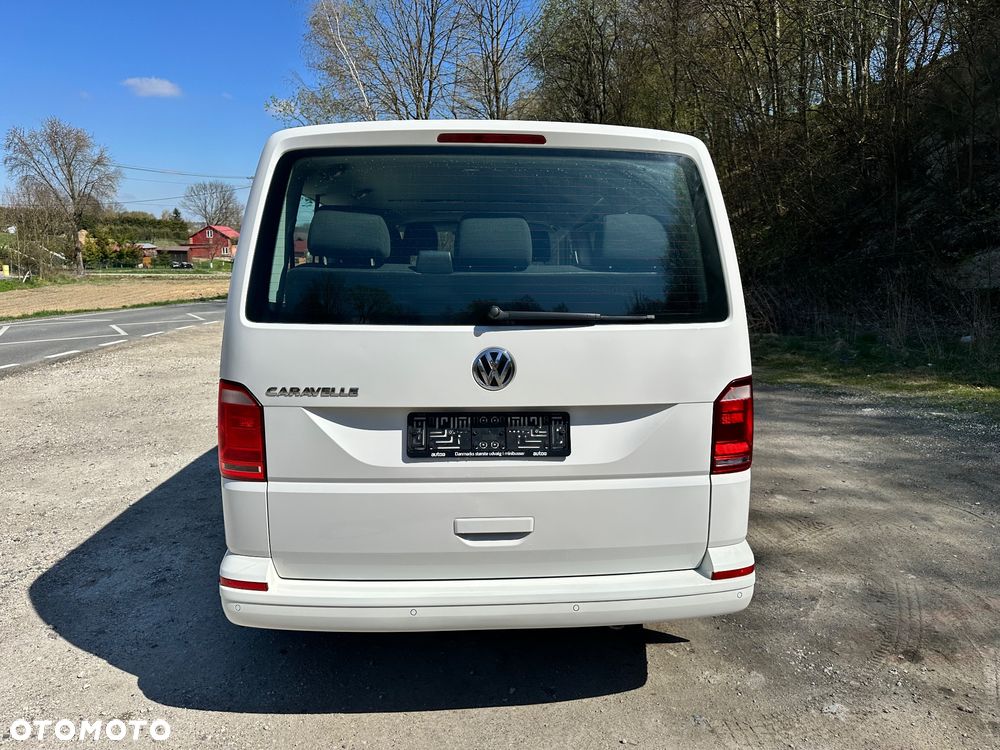 Volkswagen Caravelle - 14