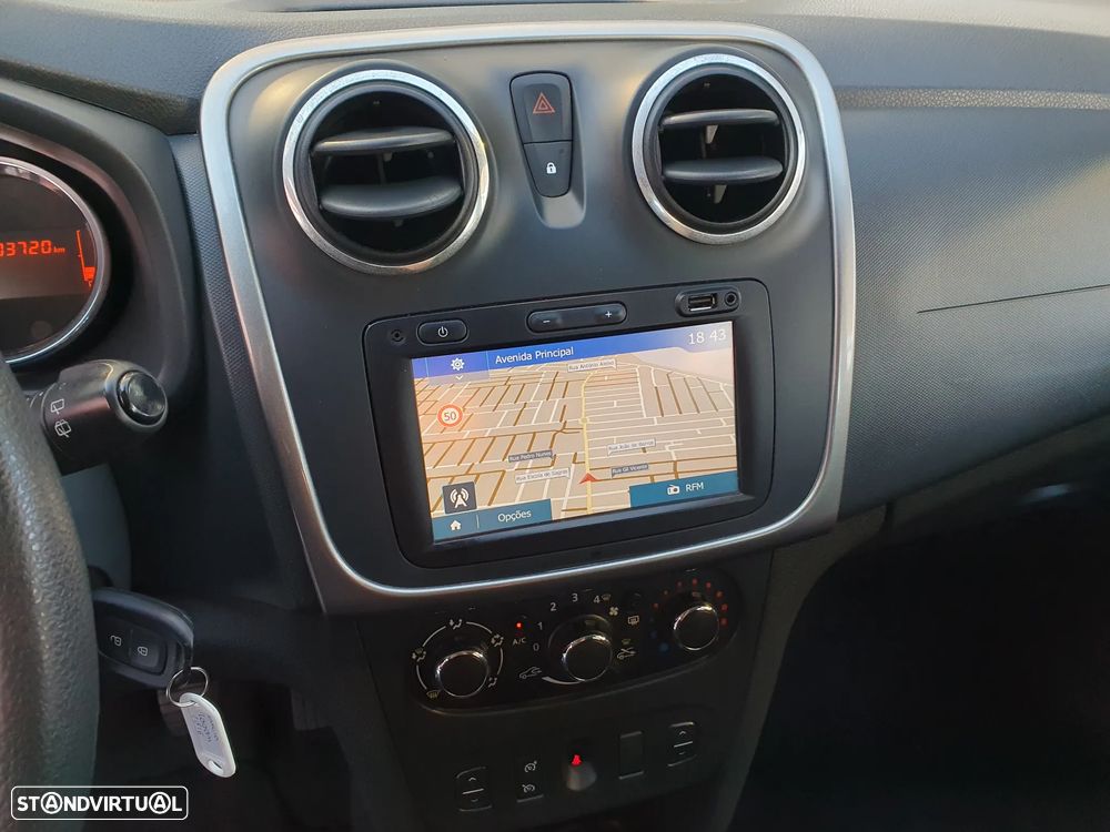 Dacia Logan 1.5 dCi Confort - 10