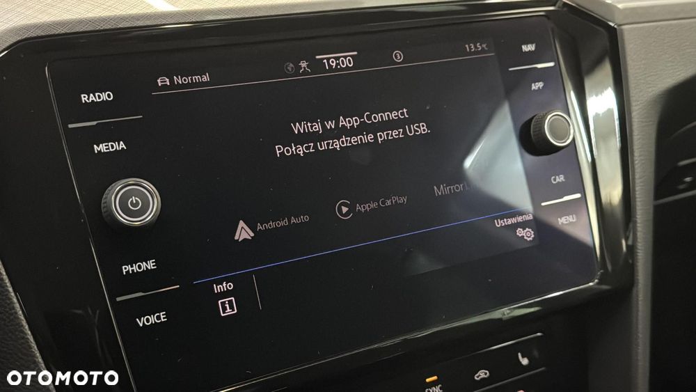 Volkswagen Passat 2.0 TDI EVO Business DSG - 23