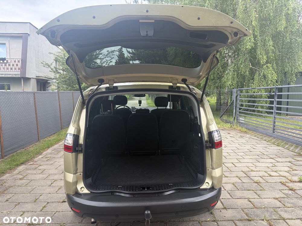 Ford S-Max - 4
