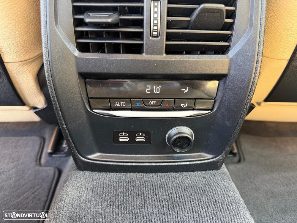 BMW 330 e Line Sport Auto - 12