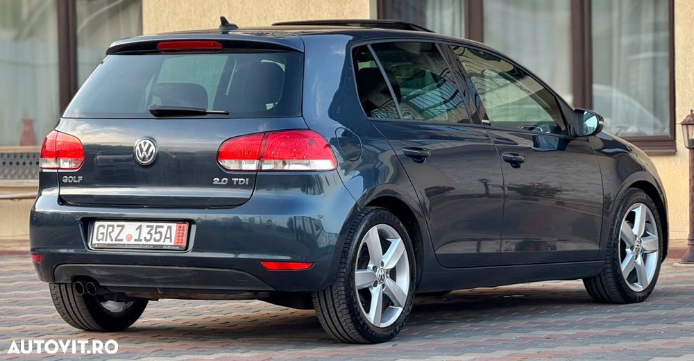 Volkswagen Golf 2.0 TDI DPF Style - 4