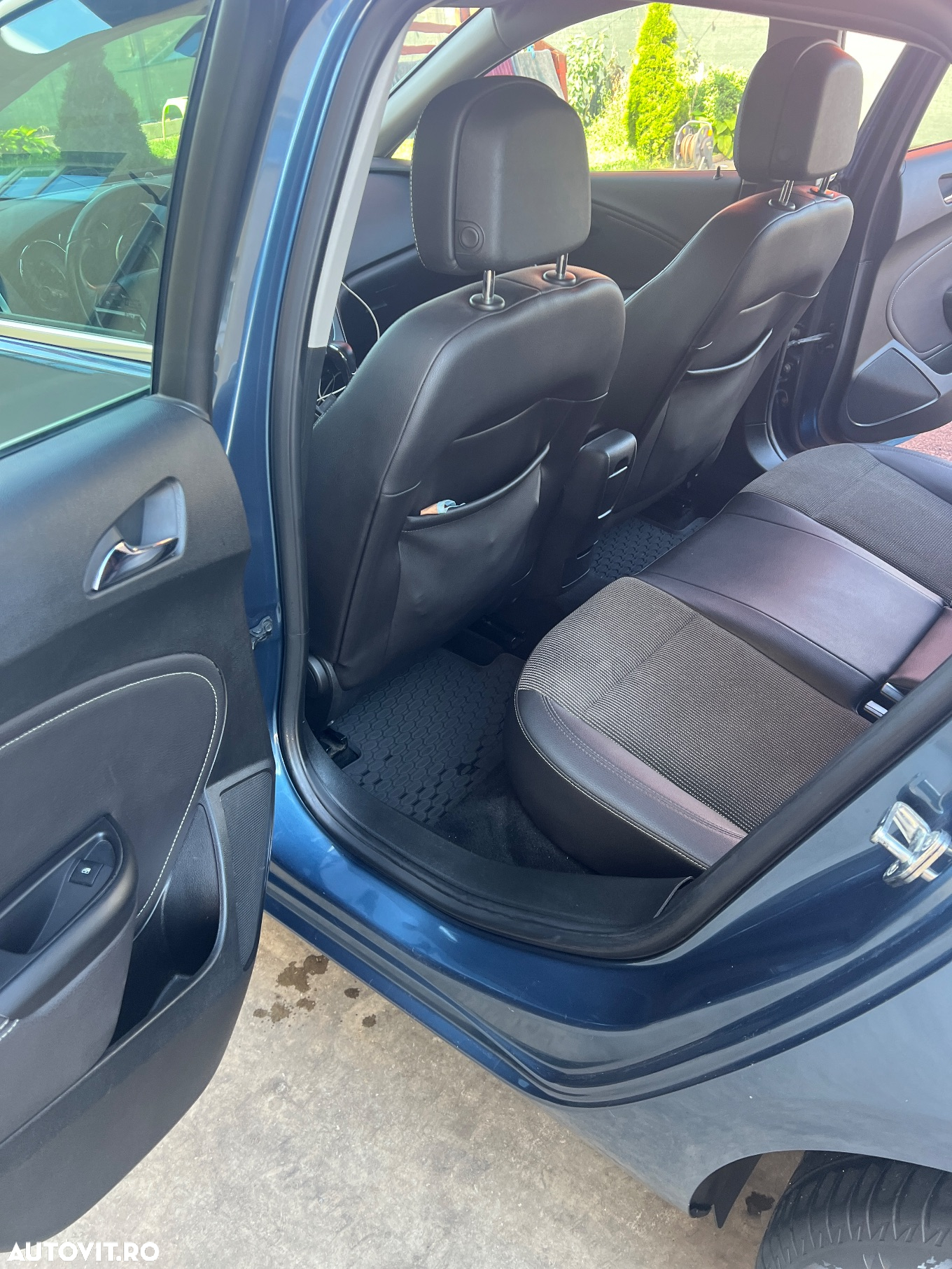 Opel Astra 1.4 Turbo ECOTEC Aut. Selection - 11