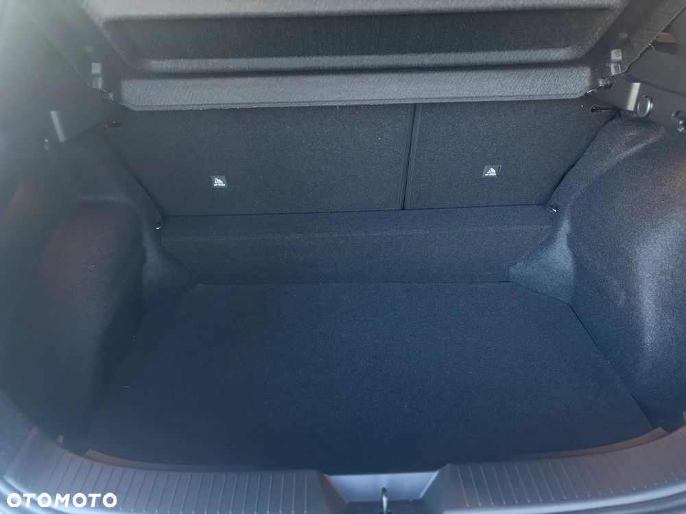 Nissan Qashqai 1.3 DIG-T mHEV N-Connecta Xtronic - 23
