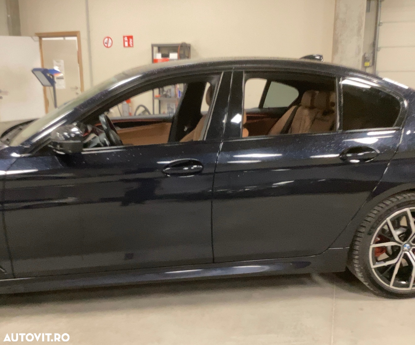 BMW Seria 5 530e Aut. M Sport Edition - 8