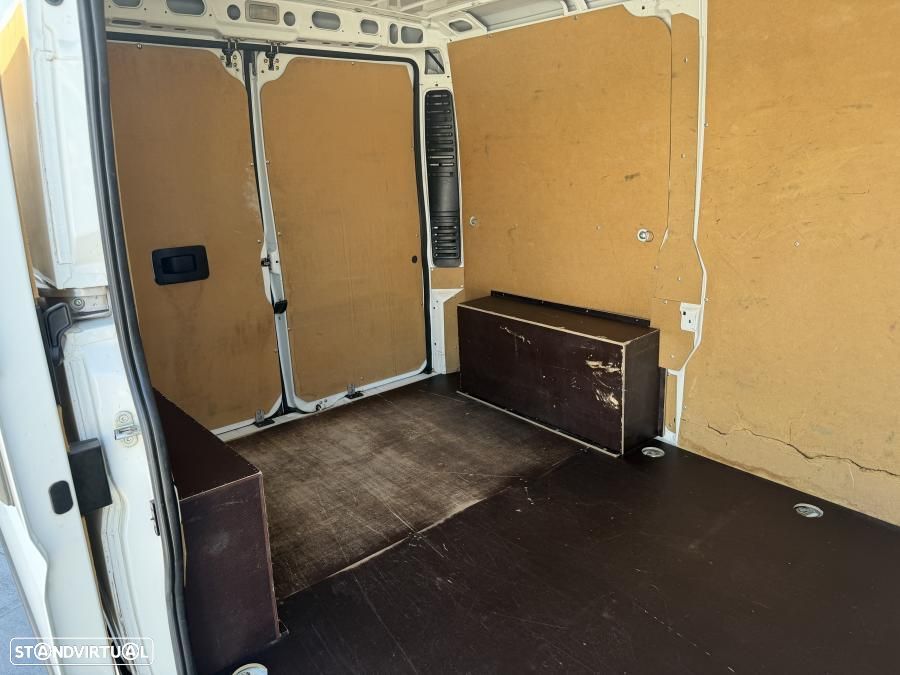 Peugeot Boxer 2.2 BLUEHDI 330 L1H1 PRO C/IVA DEDUTÍVEL - 22