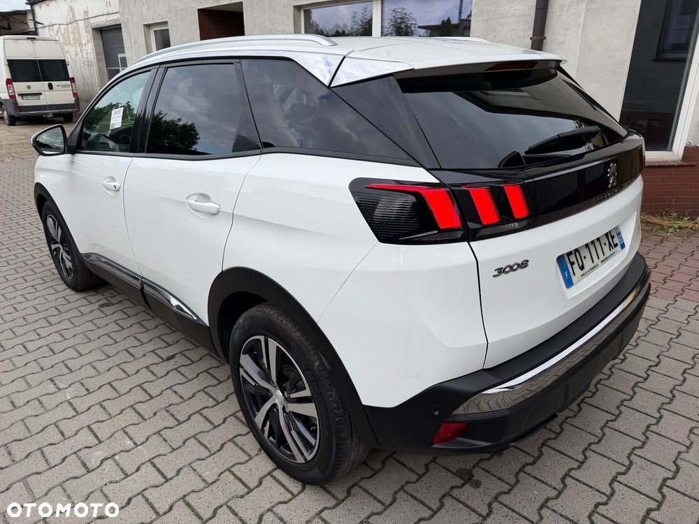 Peugeot 3008 PureTech 130 Stop & Start GPF EAT8 Allure - 30