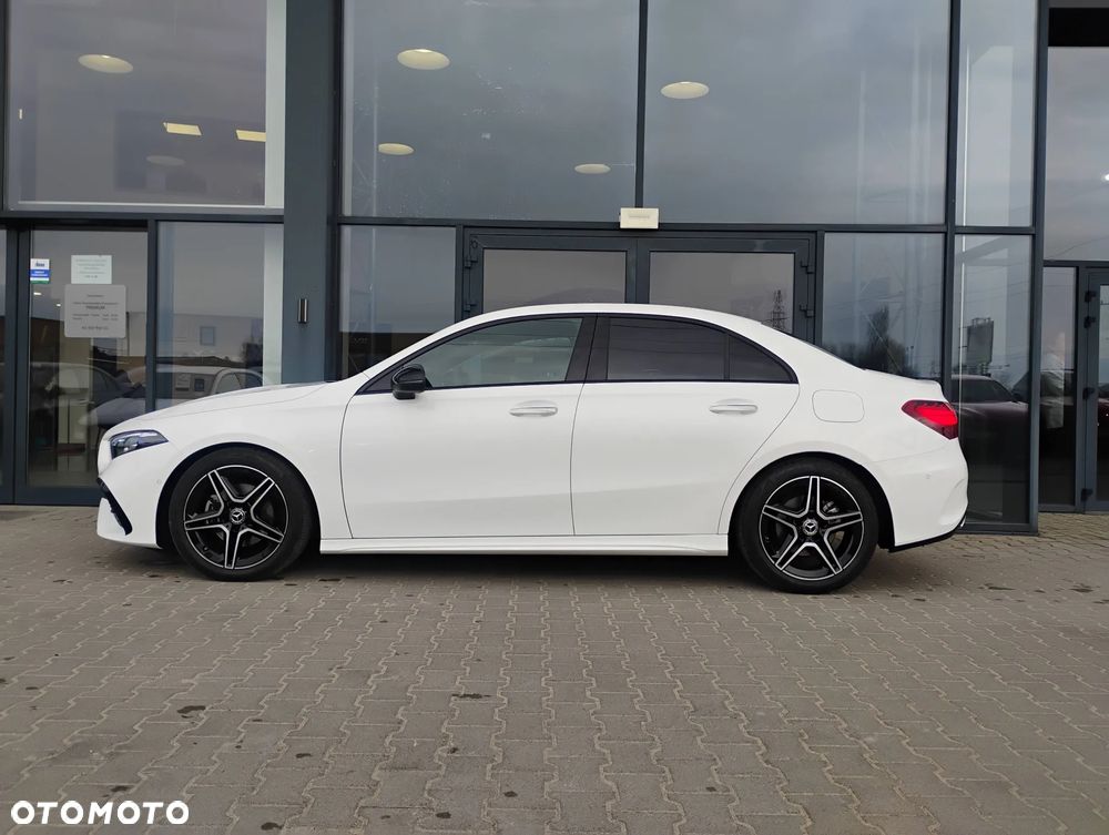 Mercedes-Benz Klasa A 200 AMG Line 7G-DCT - 2
