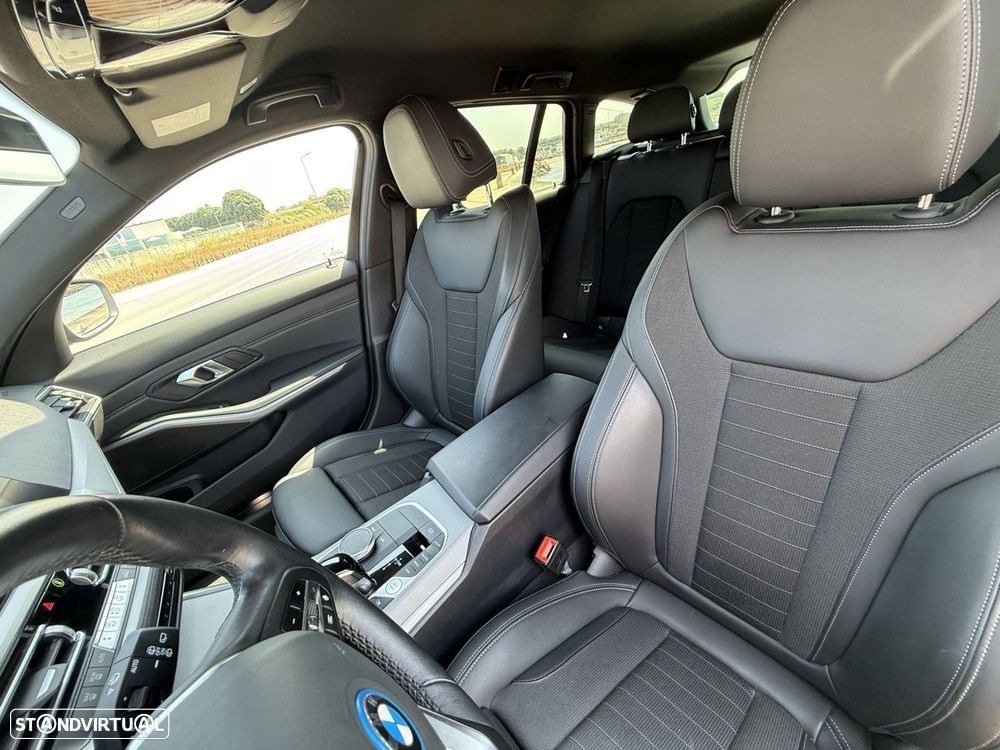 BMW 320 e Touring Line Sport Auto - 13