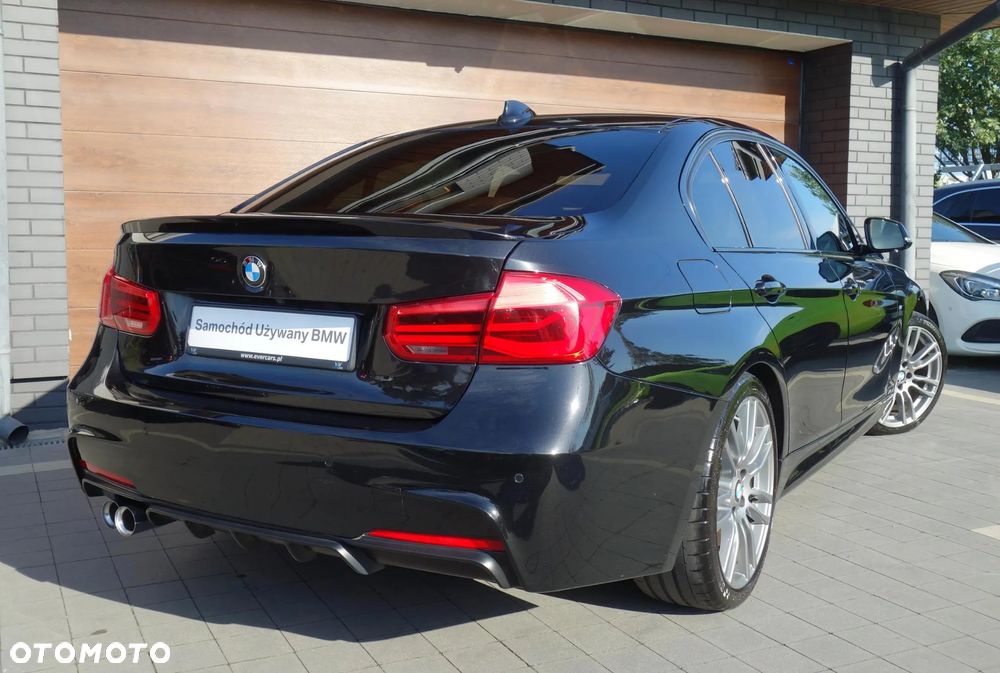 BMW Seria 3 330d xDrive M Sport EU6 - 9