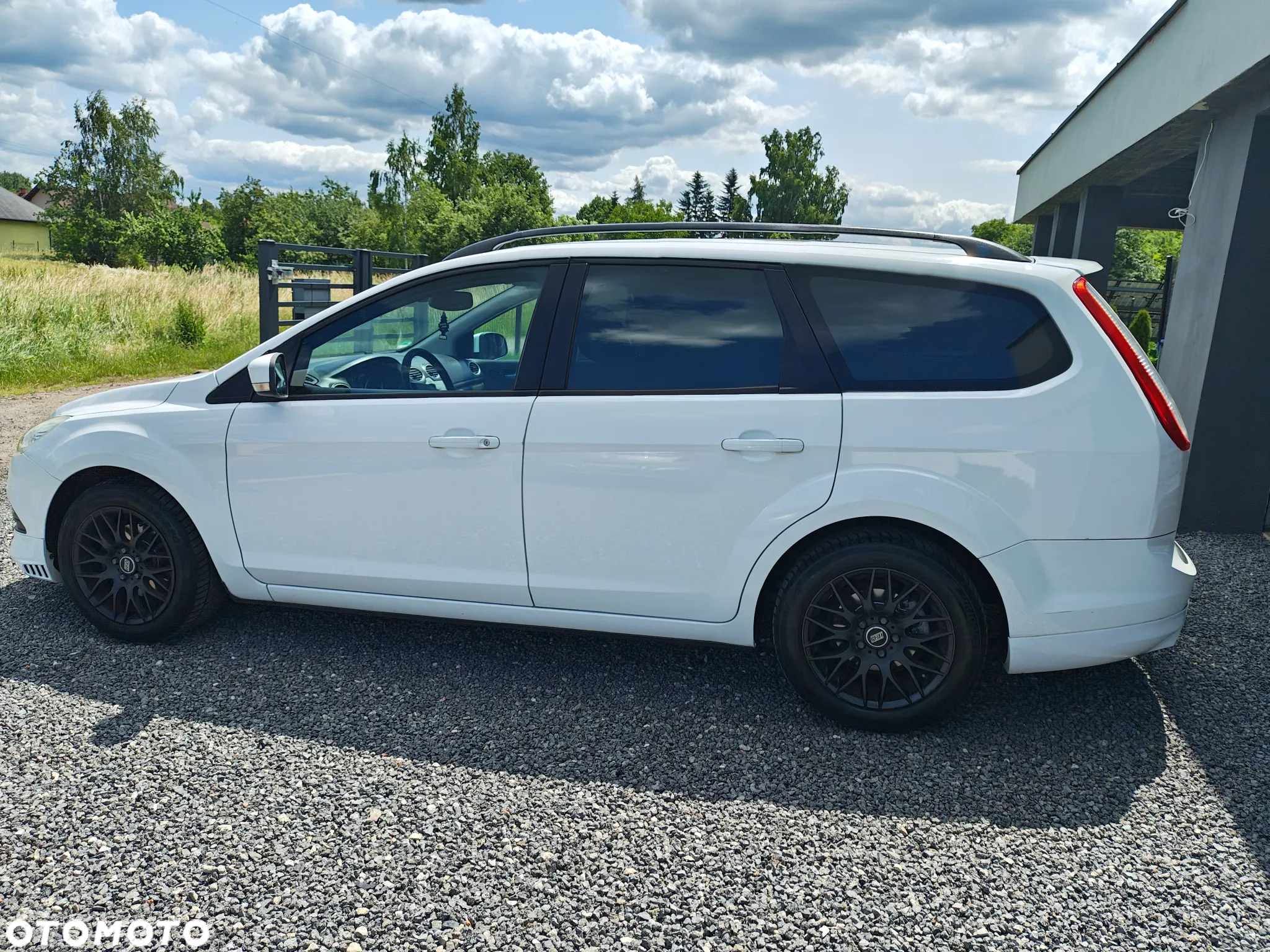 Ford Focus 1.4 16V Fun X - 9