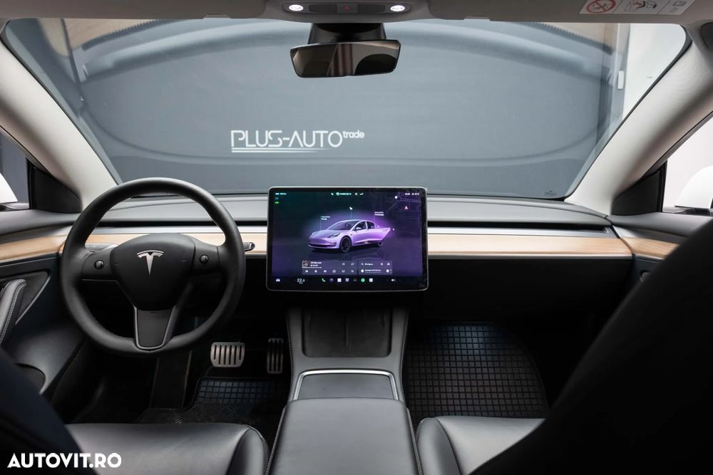 Tesla Model 3 Performance - 19