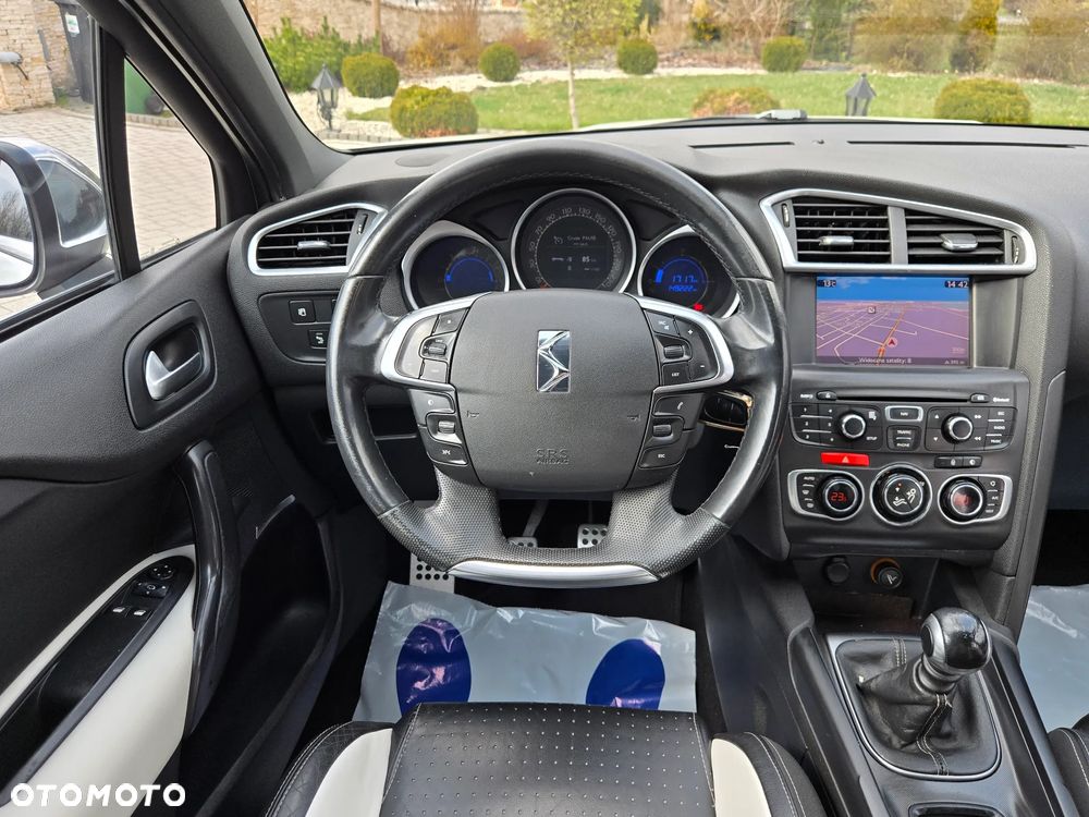 Citroën DS4 THP 200 Pure Pearl - 17