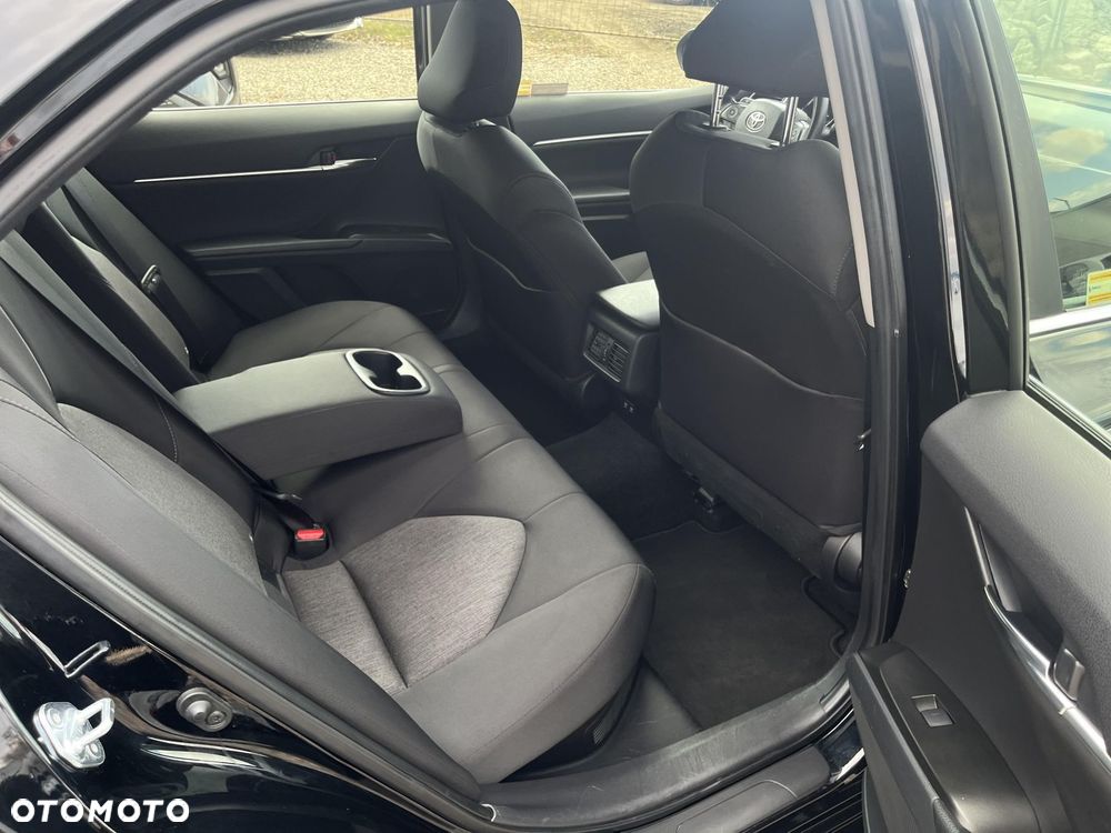 Toyota Camry 2.5 Hybrid Comfort CVT - 19