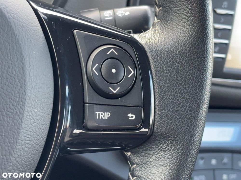 Toyota Yaris - 18