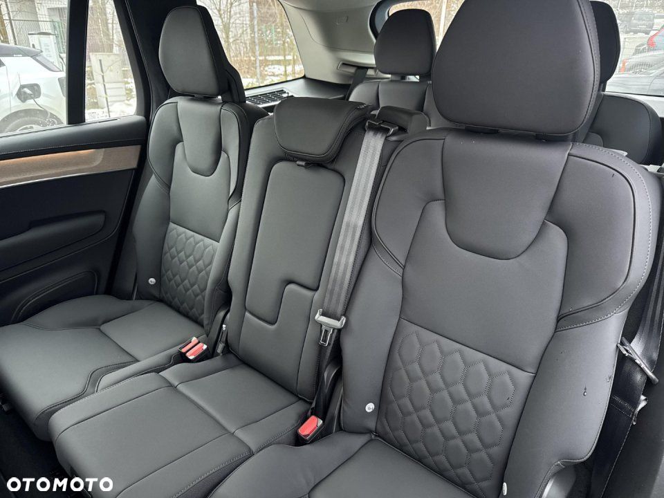 Volvo XC 90 - 13