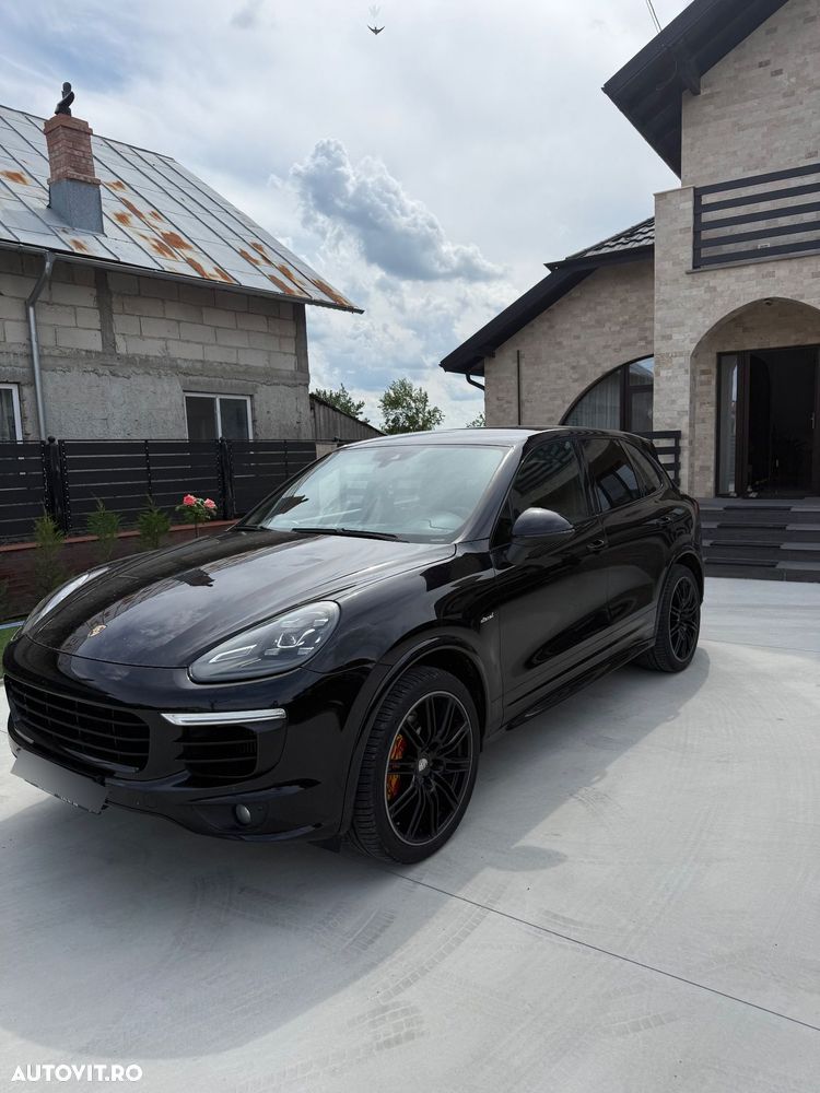Porsche Cayenne 3.0 L - 3