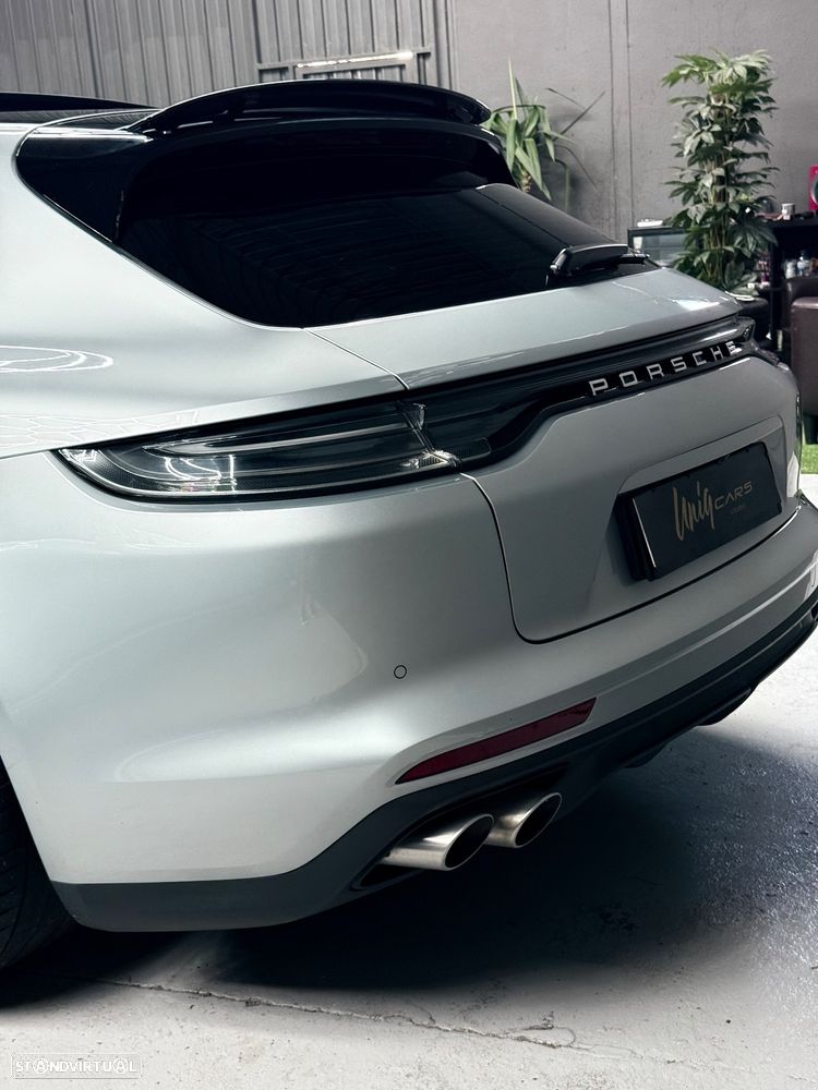 Porsche Panamera Sport Turismo 4S E-Hybrid - 14