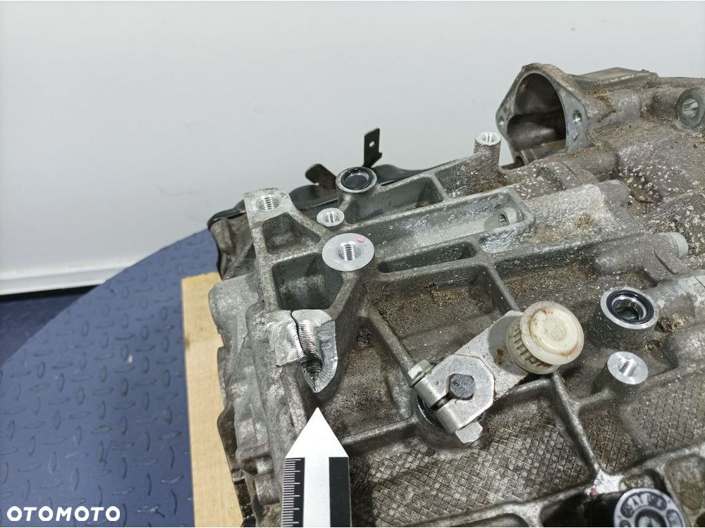 SKODA SUPERB III 2.0 TDI 150 KM SKRZYNIA BIEGÓW AUTOMAT DSG DQ381 UAX - 7