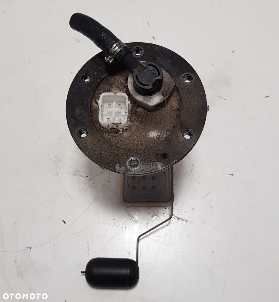 Yamaha Xenter 125 pompa paliwa - 4