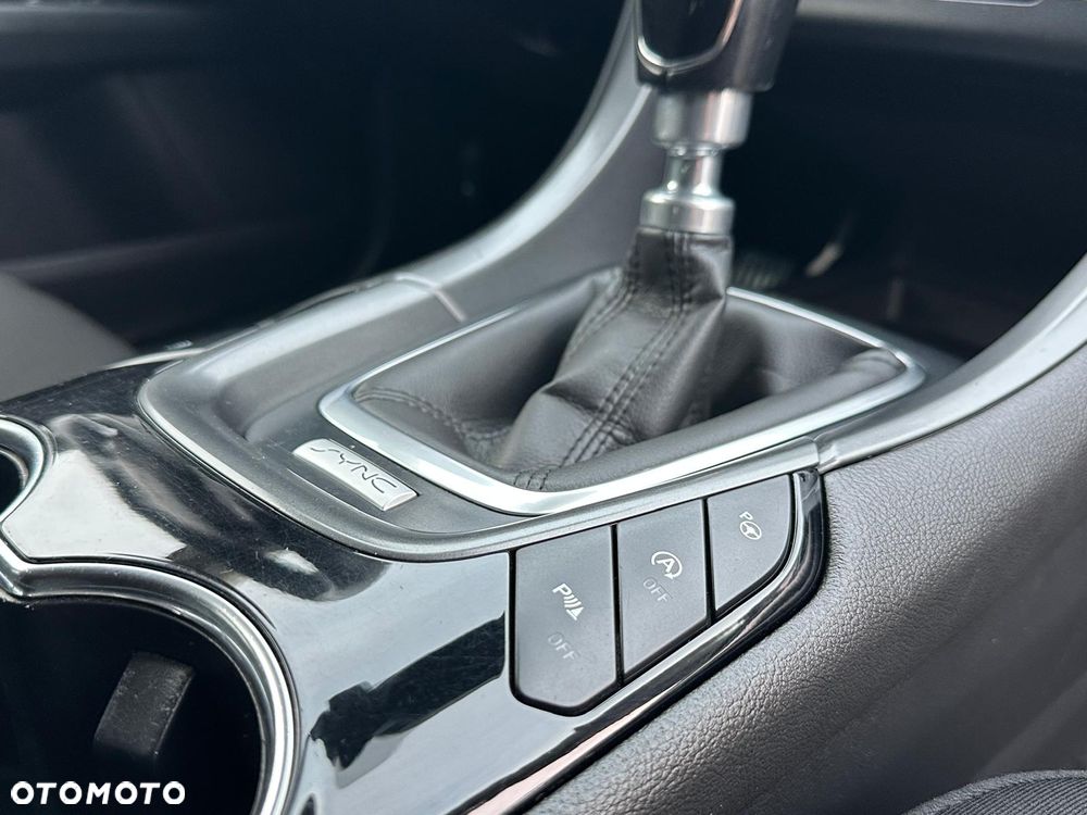 Ford Mondeo 2.0 TDCi Ambiente Plus - 22