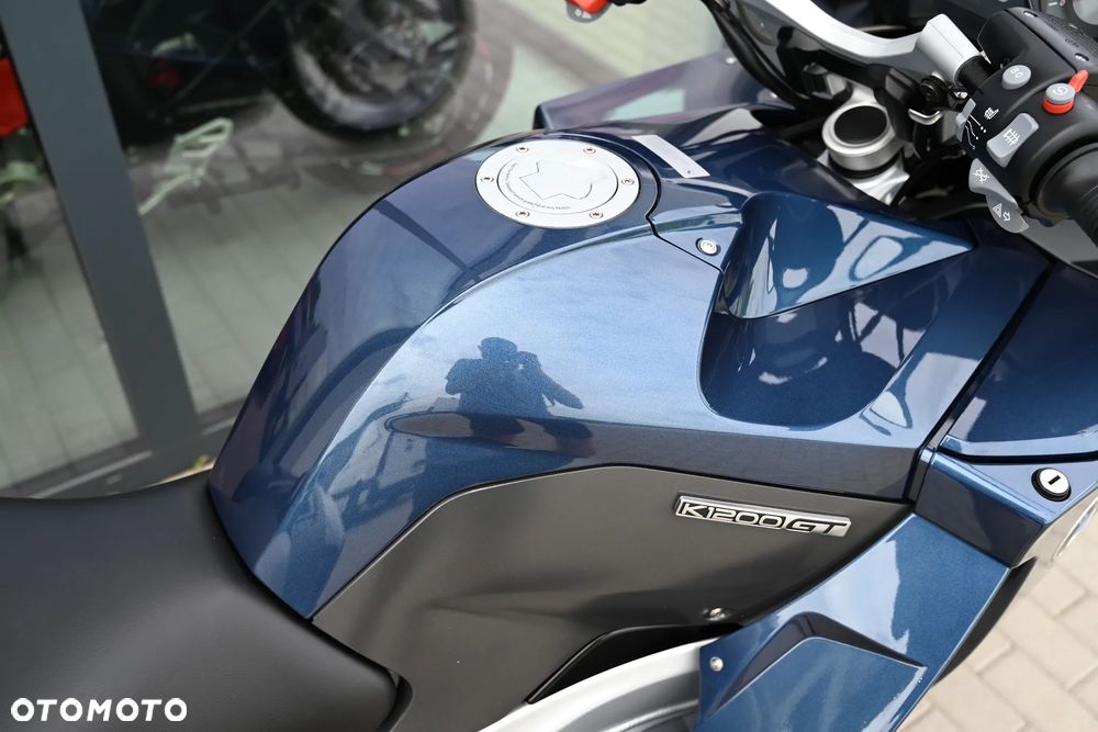 BMW K - 19