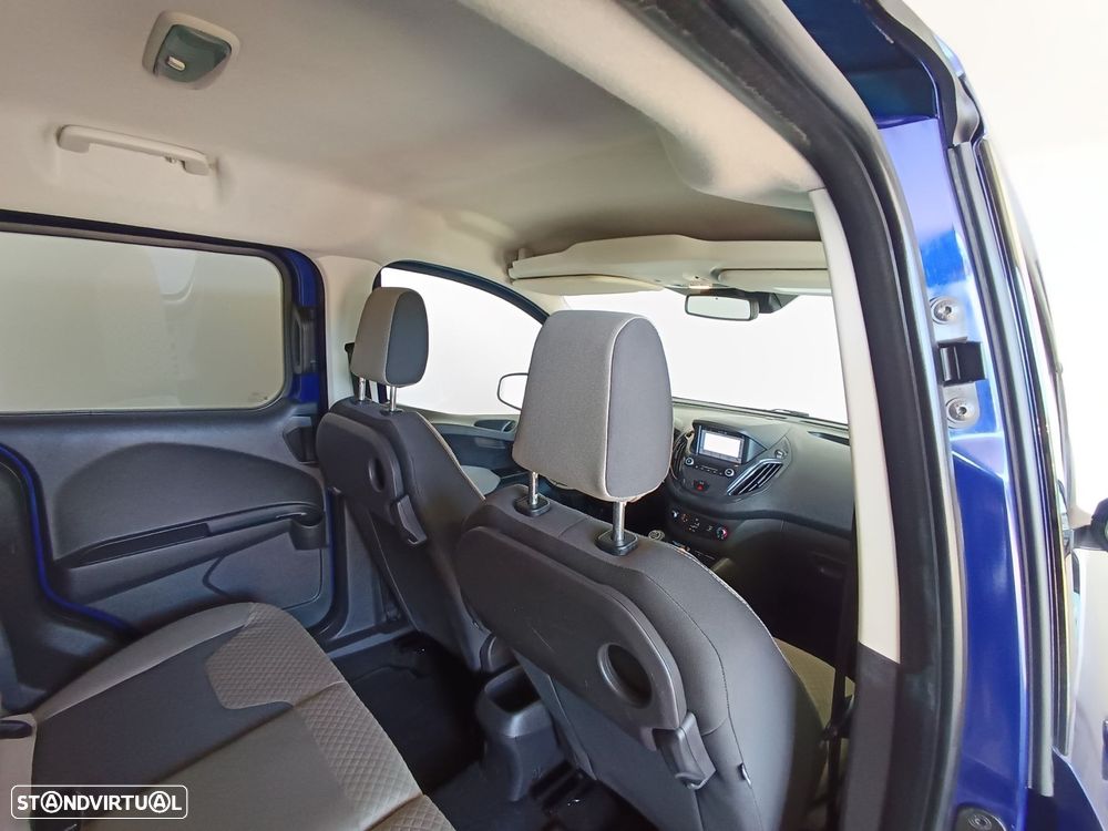Ford Tourneo Courier 1.0 EcoBoost Titanium - 31