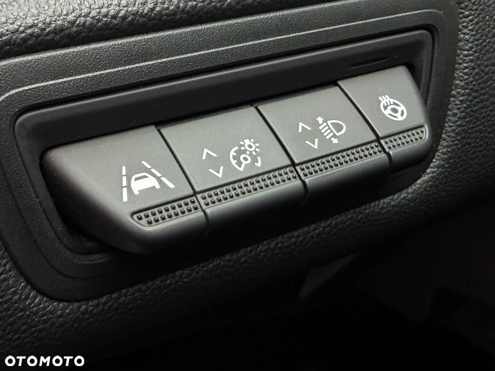 Renault Captur - 24
