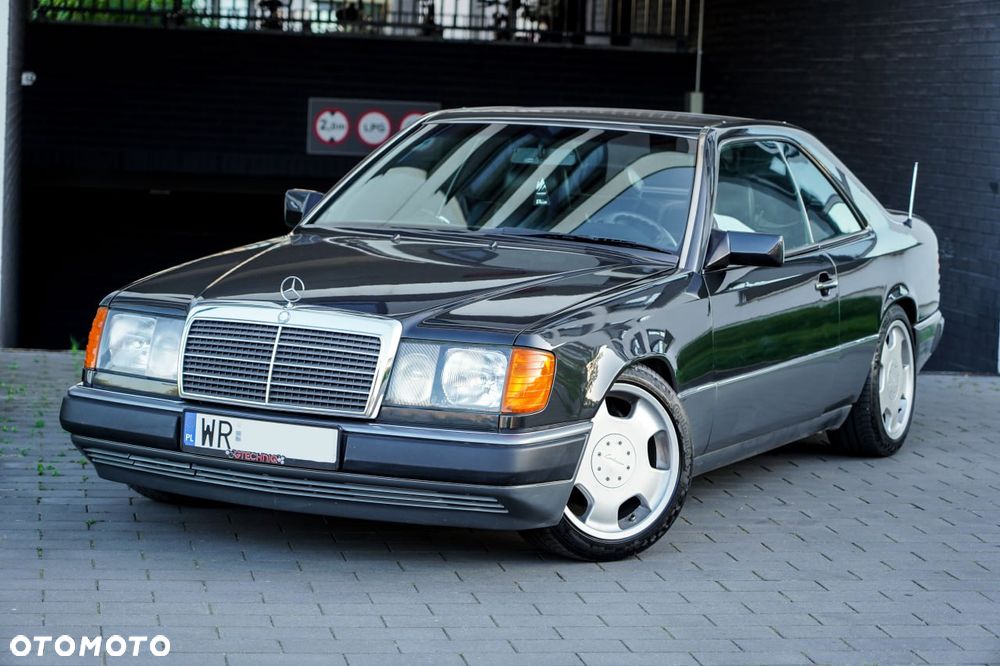 Mercedes-Benz W124 (1984-1993) - 1