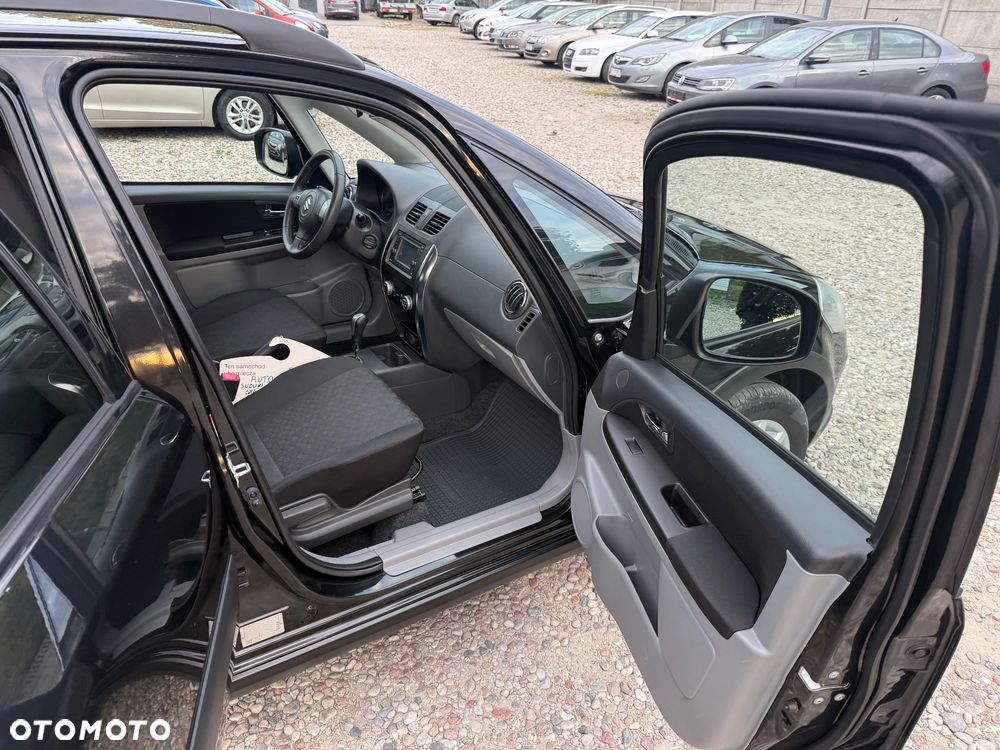 Suzuki SX4 1.6 VVT Automatic 4x2 Style - 18