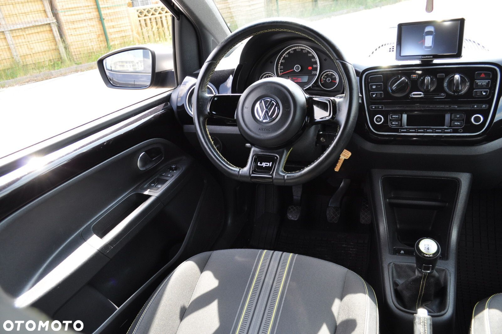 Volkswagen up! - 10