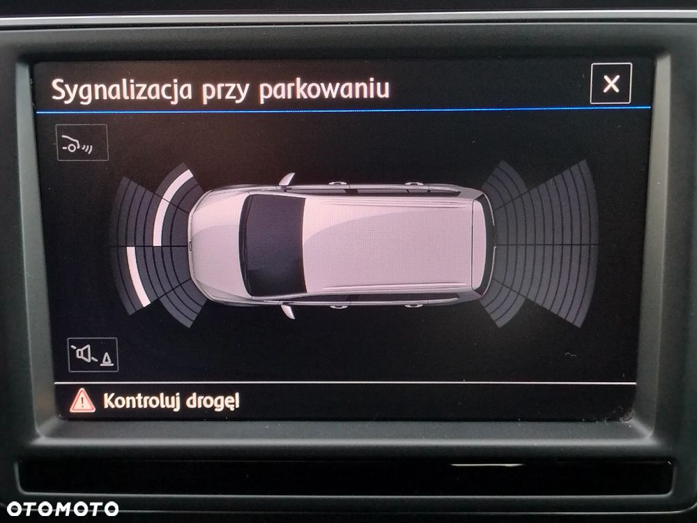 Volkswagen Touran 1.6 TDI SCR (BlueMotion Technology) SOUND - 10