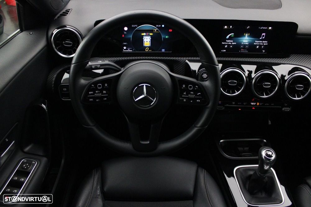 Mercedes-Benz A 160 d Style — fotografia 9