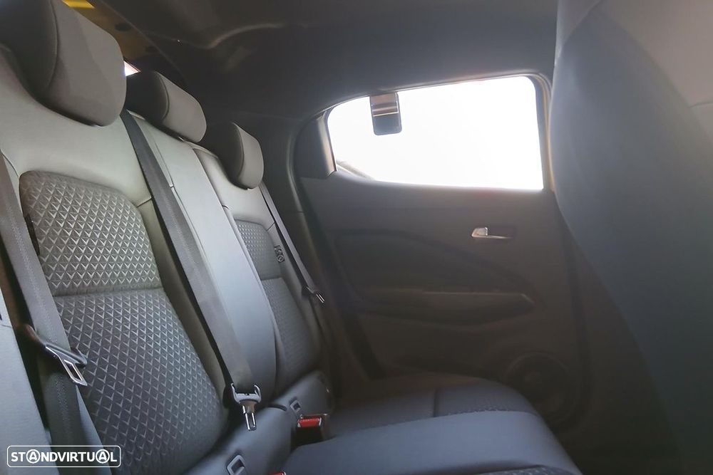 Nissan Juke 1.0 DIG-T N-Connecta - 15