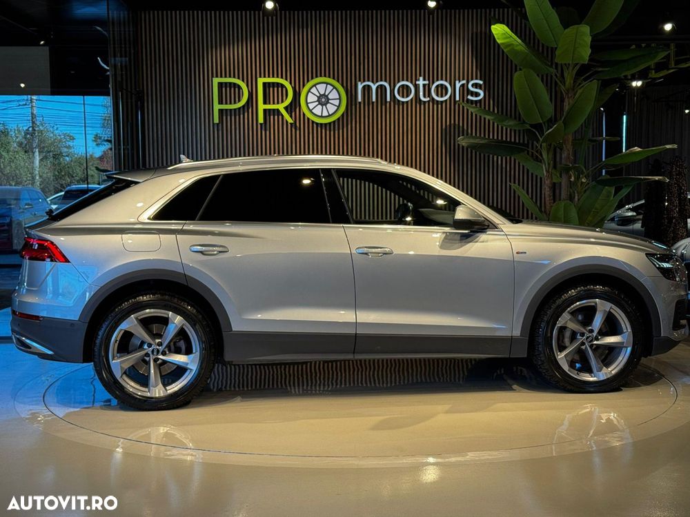Audi Q8 - 6