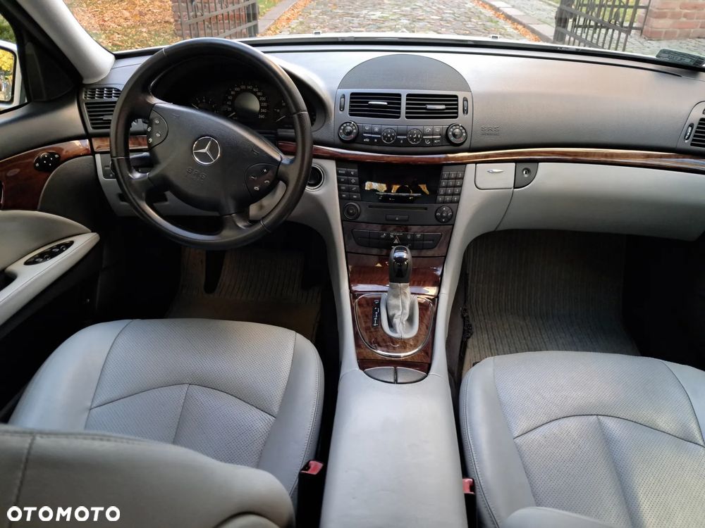 Mercedes-Benz Klasa E 220 CDI Automatik Classic - 8