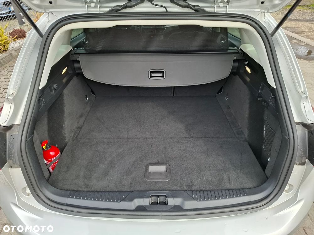 Ford Focus SW - 24