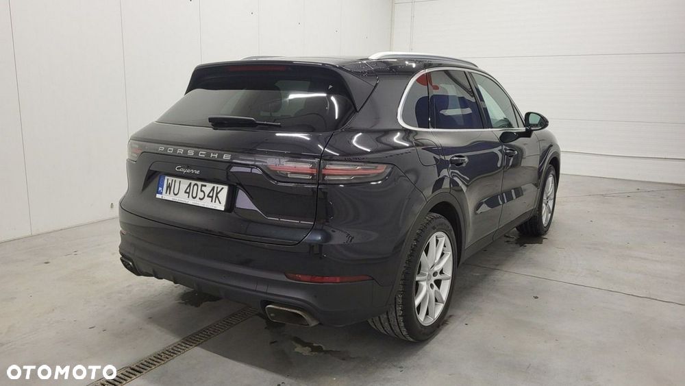 Porsche Cayenne - 6