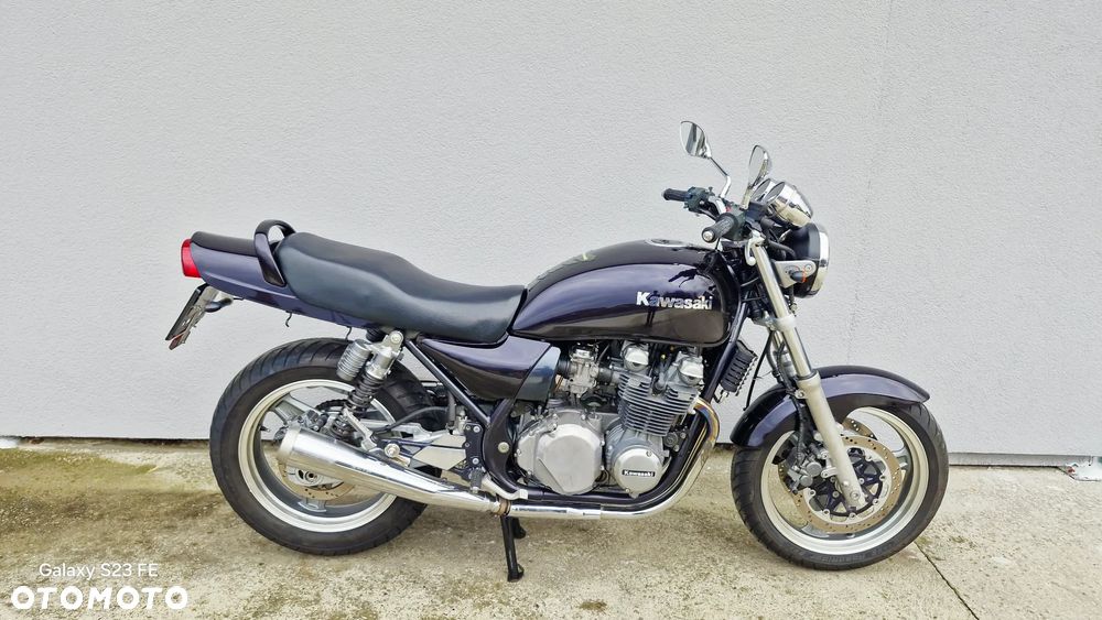 Kawasaki Zephyr - 2