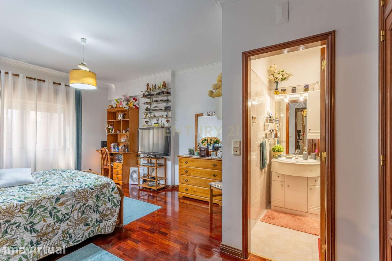 Apartamento T3 em São Marcos | 110 m² | Vista Desafogada e Excelente L - Grande imagem: 2/18