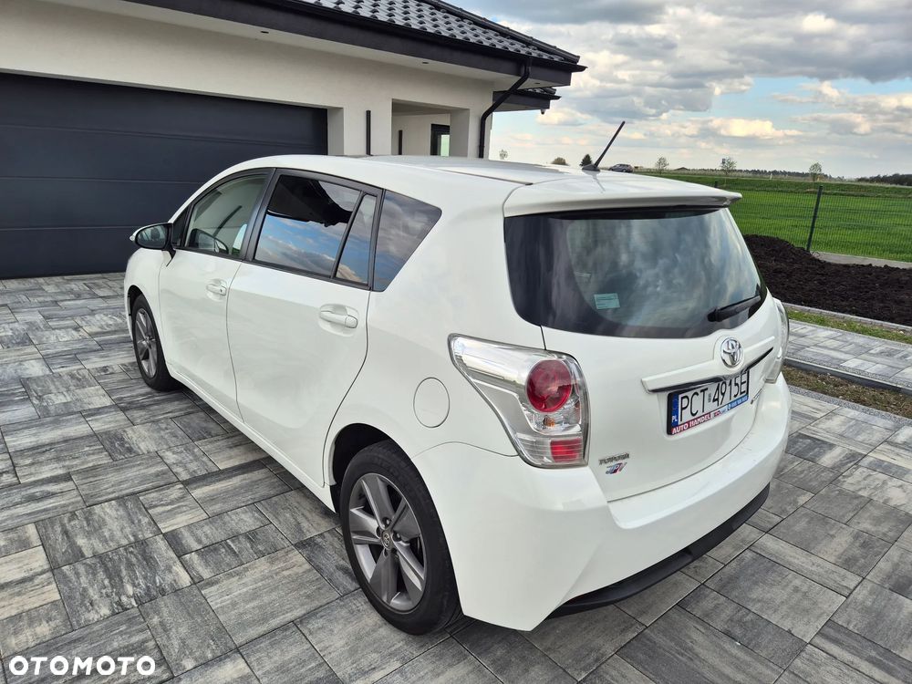Toyota Verso 1.6 D-4D Premium - 20