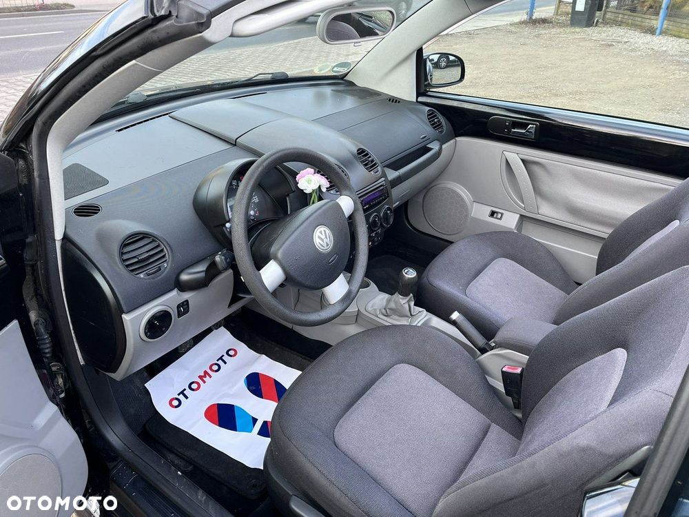 Volkswagen New Beetle - 6