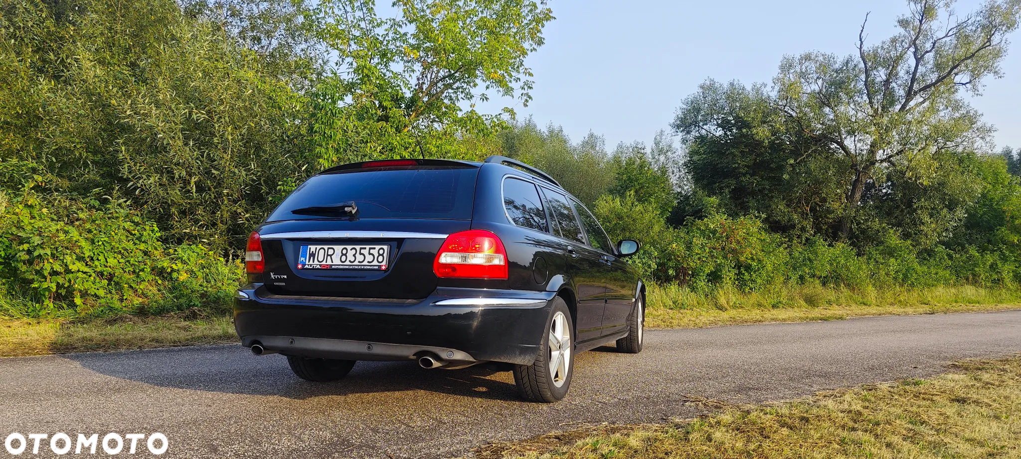 Jaguar X-Type Estate 3.0 V6 4x4 Executive - 4
