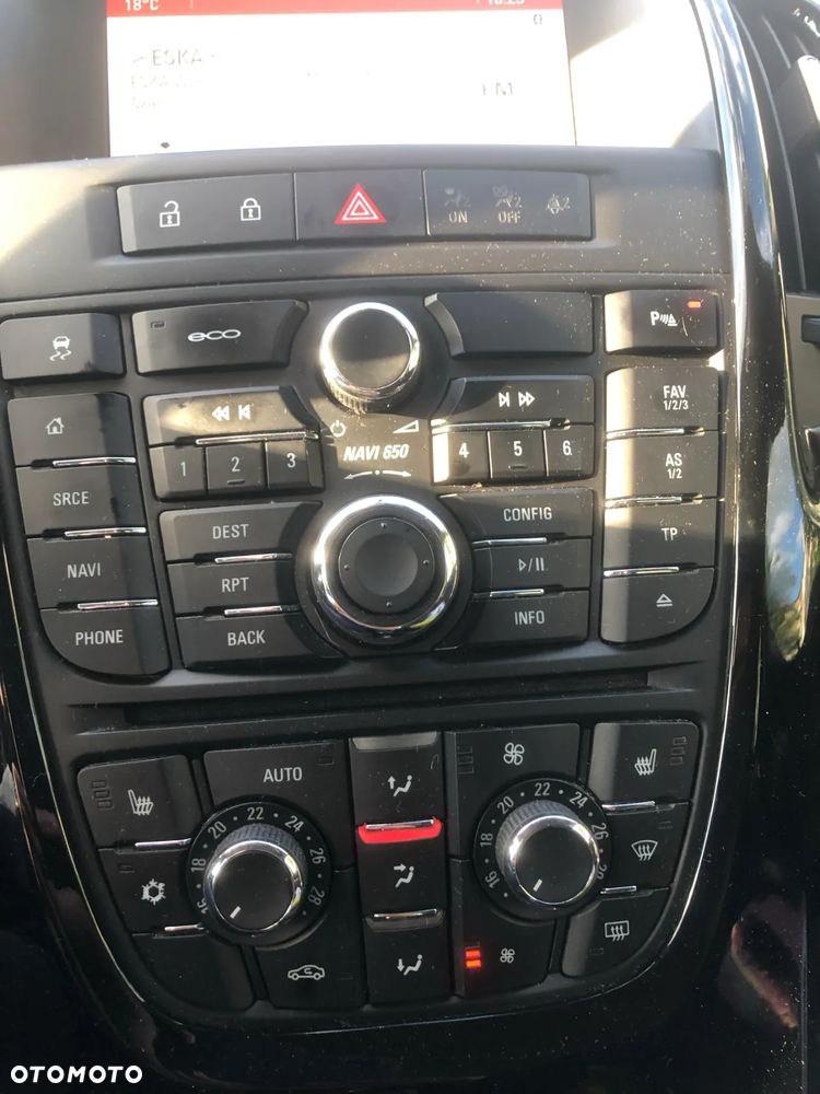 Opel Astra IV 1.6 CDTI Cosmo - 13