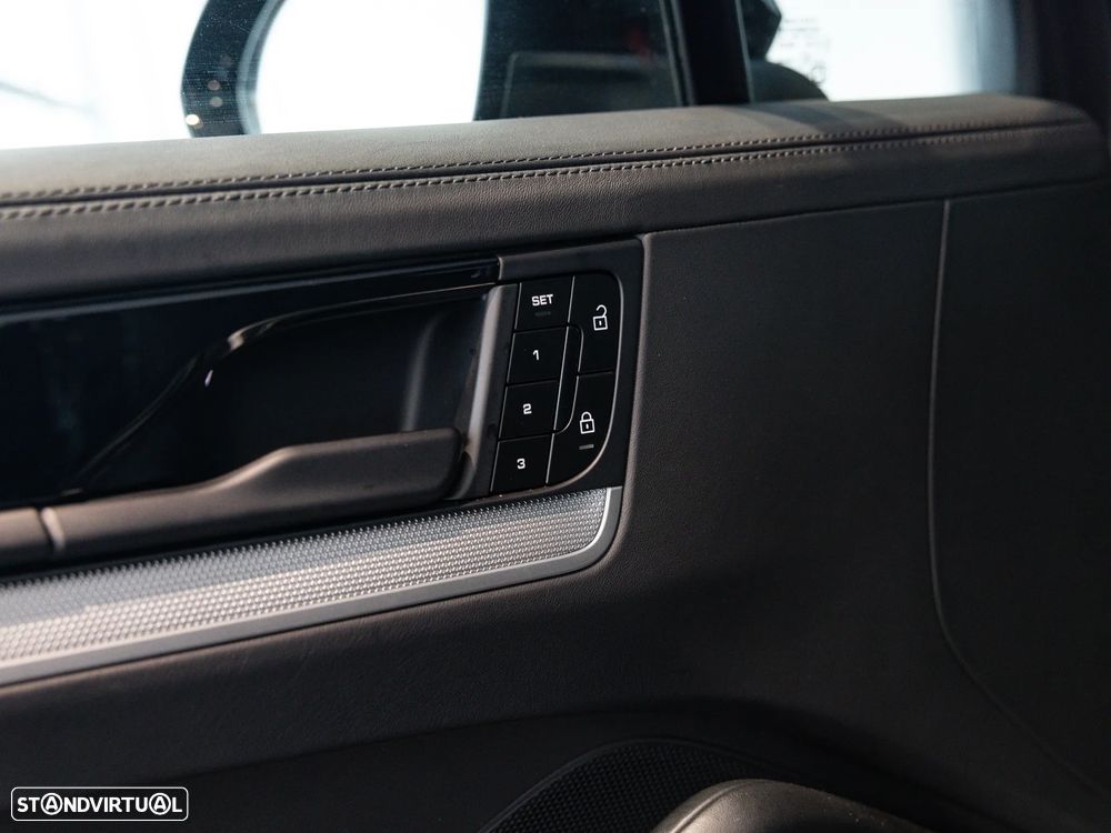 Porsche Cayenne S E-Hybrid Tiptronic S - 34