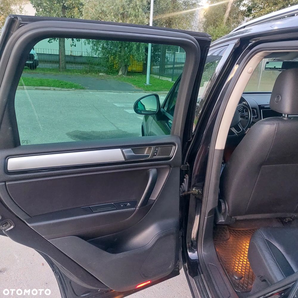 Volkswagen Touareg 3.0 V6 TDI Blue Motion DPF Automatik - 12