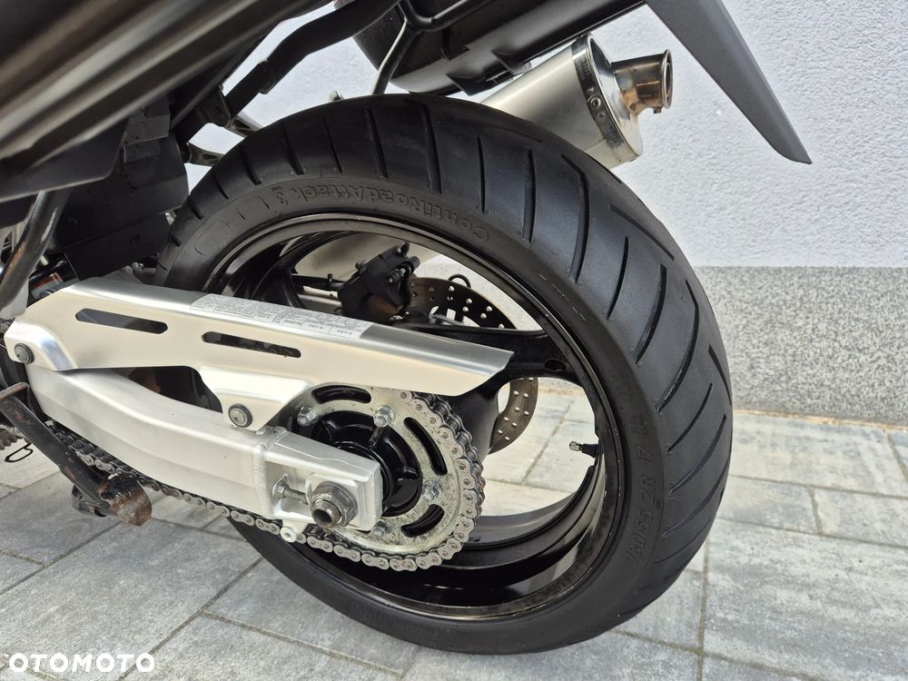 Suzuki GSX - 6