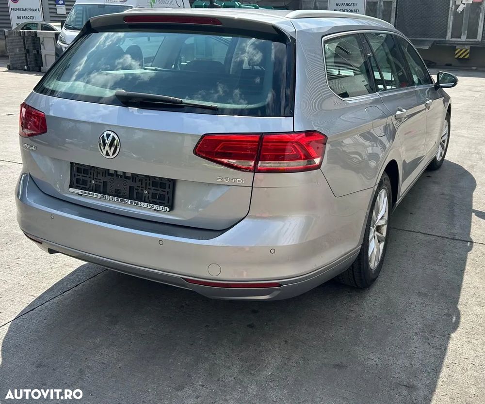 Volkswagen Passat - 8