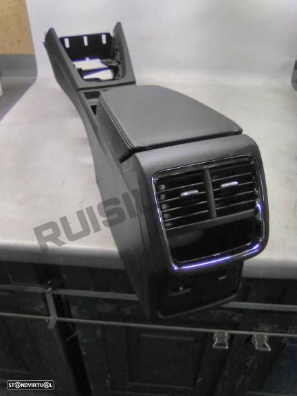 Apoio De Braço 5e486_3241b Skoda Octavia Iv Combi (nx) [2019_20 - 1